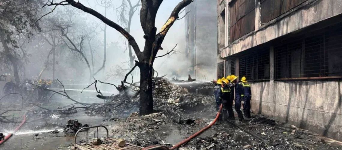 AP25163339951428-1749720713